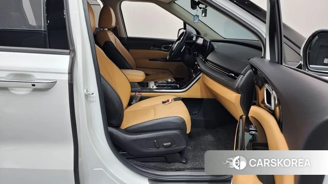 Kia Carnival 4th generation 2021 Белый из Кореи, фото 2