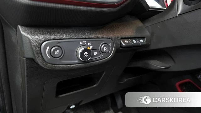 Chevrolet (GM Daewoo) Trailblazer 2022 Черный из Кореи, фото 2