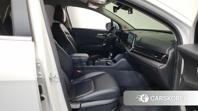 Kia Sportage 5th Generation 2022 Белый из Кореи, фото 2