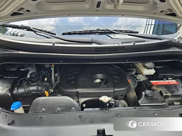 Hyundai The New Grand Starex 2019 Серебряный из Кореи, фото 2