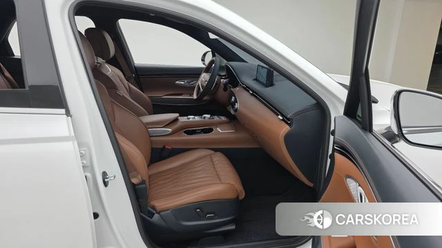 Genesis GV70 2022 Белый из Кореи, фото 2