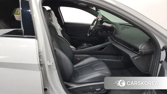 Hyundai Avante (CN7) 2021 Серебряный из Кореи, фото 2