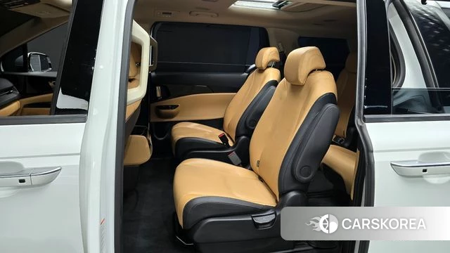 Kia Carnival 4th generation 2023 Белый из Кореи, фото 2