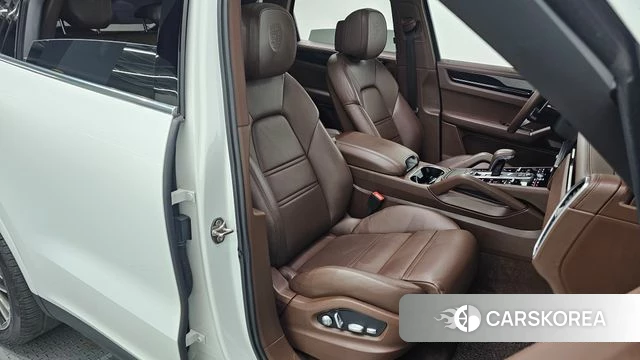 Porsche Cayenne (PO536) 2021 Белый из Кореи, фото 2