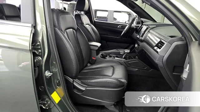 Ssangyong The New Rexton Sports Cannes 2021 Темно-зеленый из Кореи, фото 2