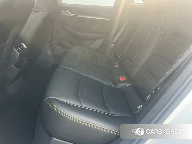 Geely Automobile Xingrui 2023 Белый из Китая, фото 2