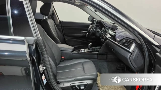 BMW 3 Series GT (F34) 2020 Черный из Кореи, фото 2