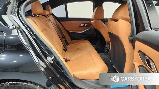 BMW 3 Series (G20) 2024 Черный из Кореи, фото 2