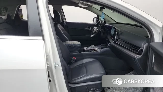 Kia Sportage 5th Generation 2023 Белый из Кореи, фото 2