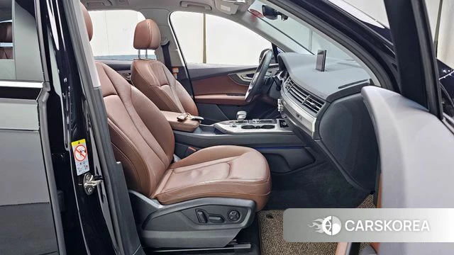 Audi Q7 (4M) 2019 Черный из Кореи, фото 2