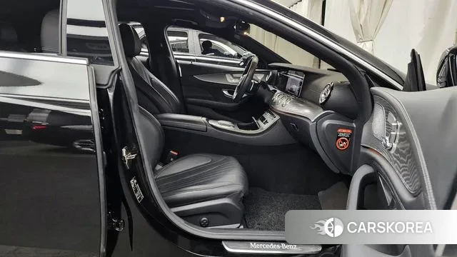 Mercedes-Benz CLS-Class C257 2023 Черный из Кореи, фото 2