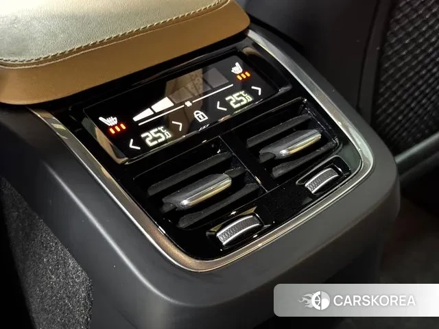 Volvo XC90 second Generation 2023 Серый из Кореи, фото 2