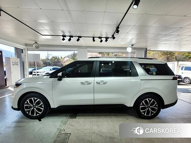 Kia Carnival 4th generation 2021 Белый из Кореи, фото 2