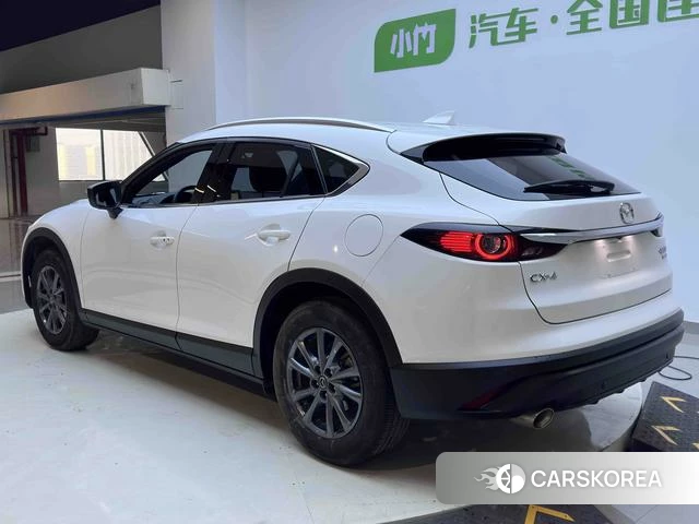 Mazda CX-4 2023 Белый из Китая, фото 2