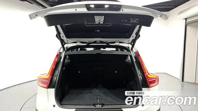 Volvo XC40 id 2699209 из Кореи 2