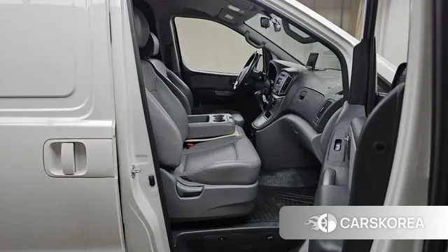 Hyundai The New Grand Starex 2019 Белый из Кореи, фото 2