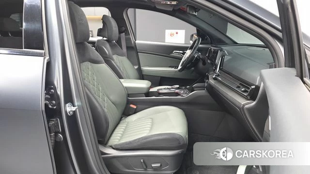 Kia Sportage 5th Generation 2024 Серый из Кореи, фото 2