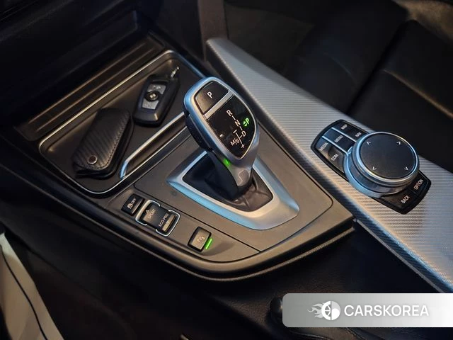 BMW 4 Series (F32) 2018 Белый из Кореи, фото 2