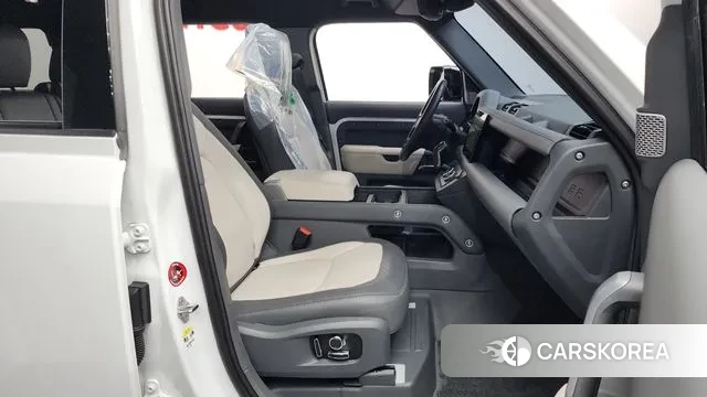 Land Rover Defender (L663) 2023 Белый из Кореи, фото 2