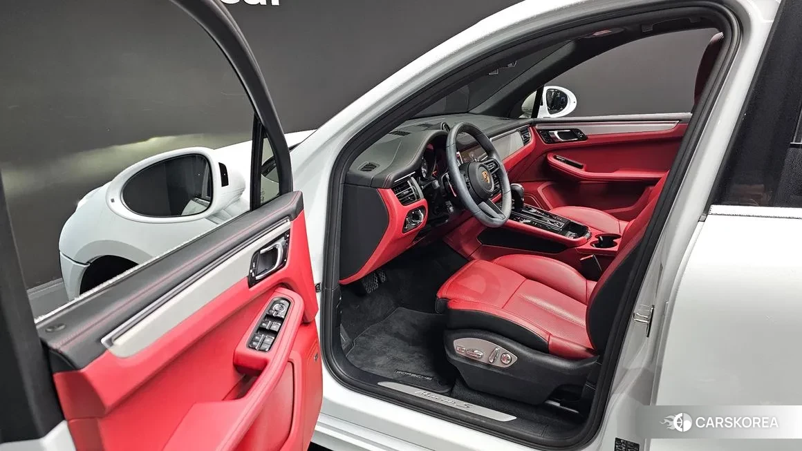 Porsche Macan id 2086464 из Кореи 2