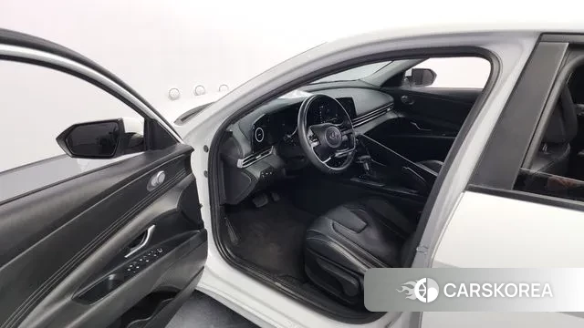 Hyundai Avante (CN7) 2022 Белый из Кореи, фото 2