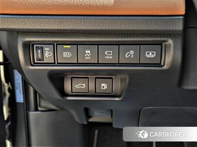Toyota Camry (XV80) 2026 Серый из Кореи, фото 2