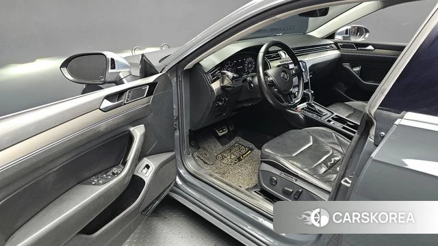 Volkswagen Arteon 2018 Серый из Кореи, фото 2