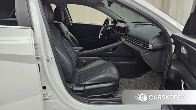 Hyundai Avante Hybrid (CN7) 2020 Белый из Кореи, фото 2