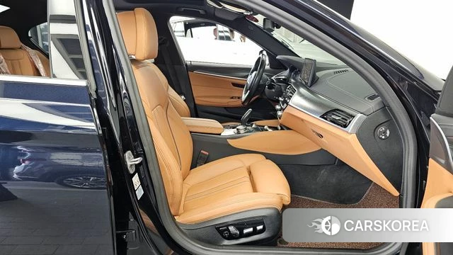 BMW 5 Series (G30) id 4847960 из Кореи 2