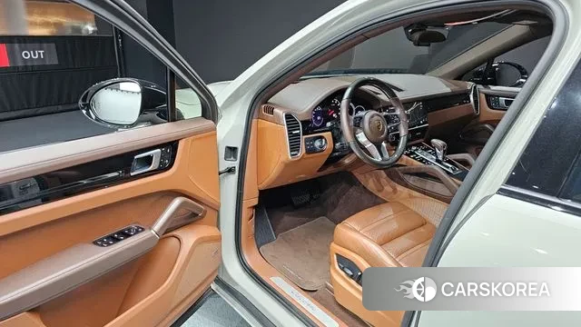 Porsche Cayenne (PO536) 2022 Жемчужный цвет из Кореи, фото 2