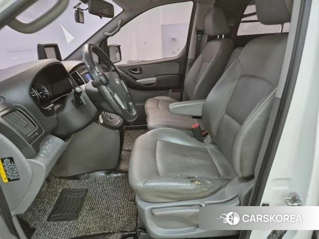 Hyundai The New Grand Starex 2018 Белый из Кореи, фото 2