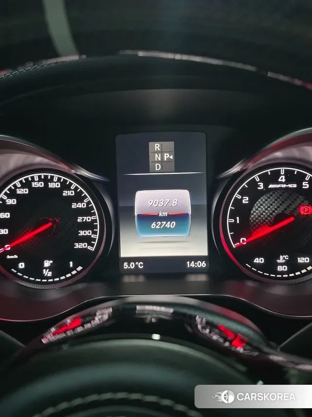 Mercedes-Benz C-Class W205 2018 Белый из Кореи, фото 2