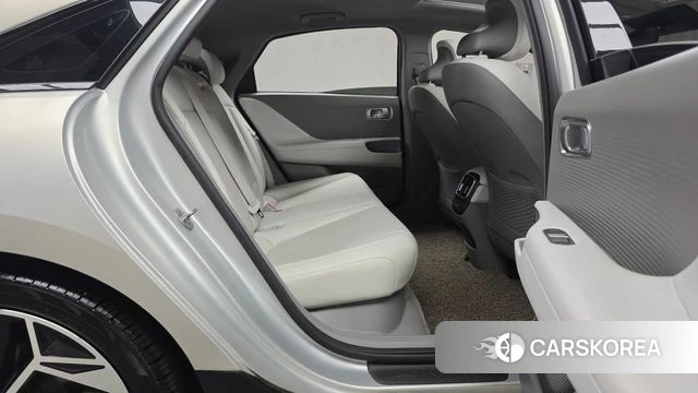 Hyundai Ionic 6 2022 Песочный из Кореи, фото 2