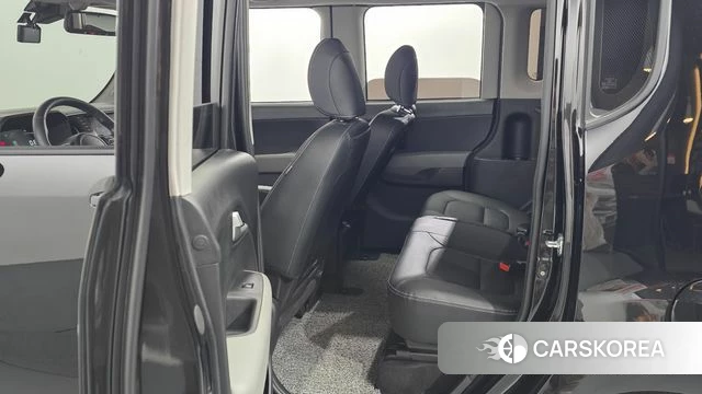 Kia The New Kia Ray 2023 Черный из Кореи, фото 2