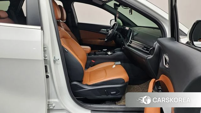 Kia Sportage 5th Generation 2021 Белый из Кореи, фото 2