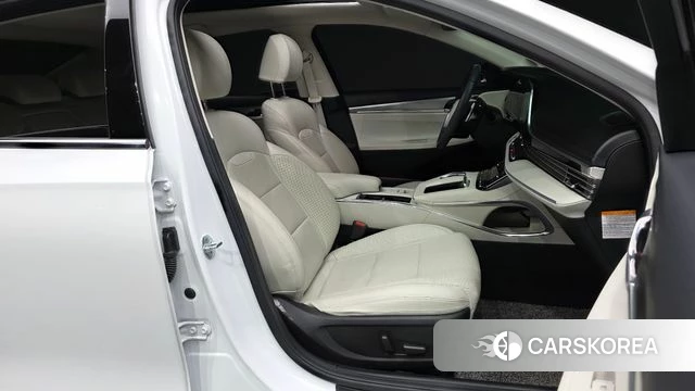 Hyundai The New Grandeur IG Hybrid 2022 Белый из Кореи, фото 2