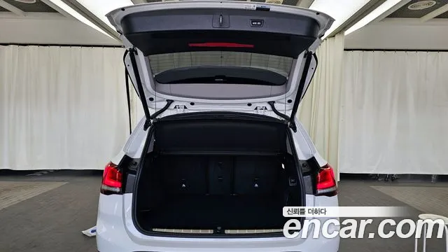 BMW X1 (F48) 2020 Белый из Кореи, фото 2