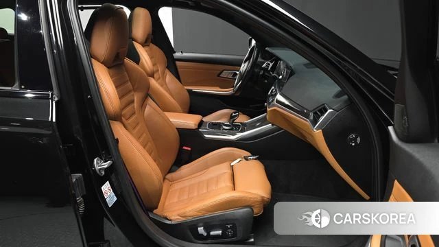 BMW 3 Series (G20) 2022 Черный из Кореи, фото 2