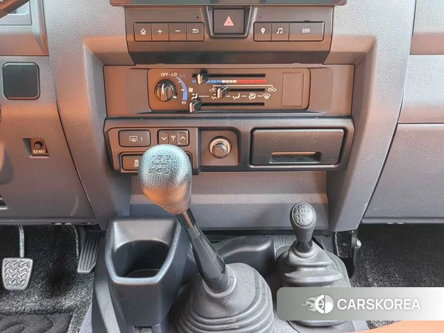 Toyota Land Cruiser 70 Series 2023 Другой из Китая, фото 2