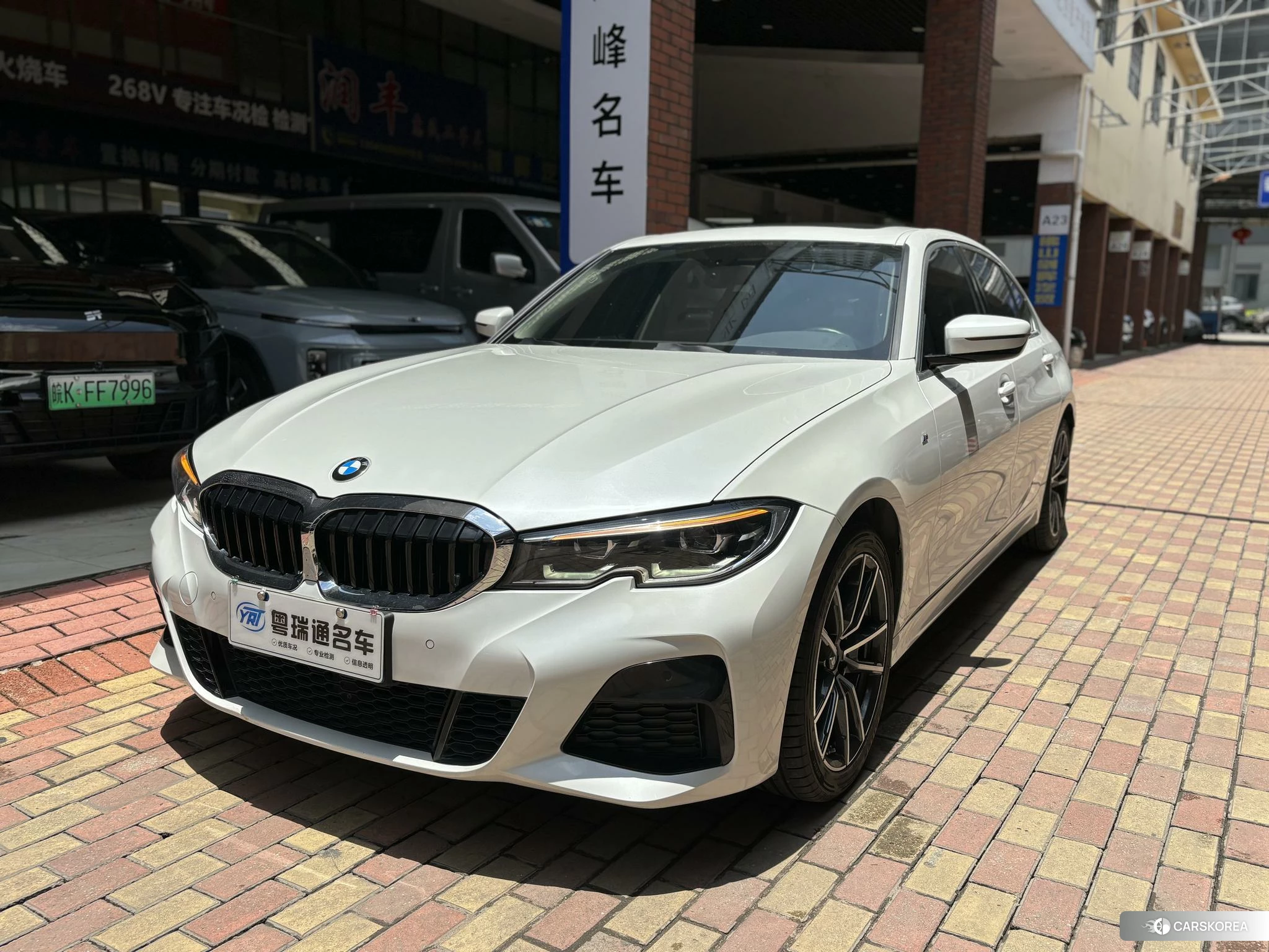 BMW 3 series 2021 Белый из Китая, фото 2