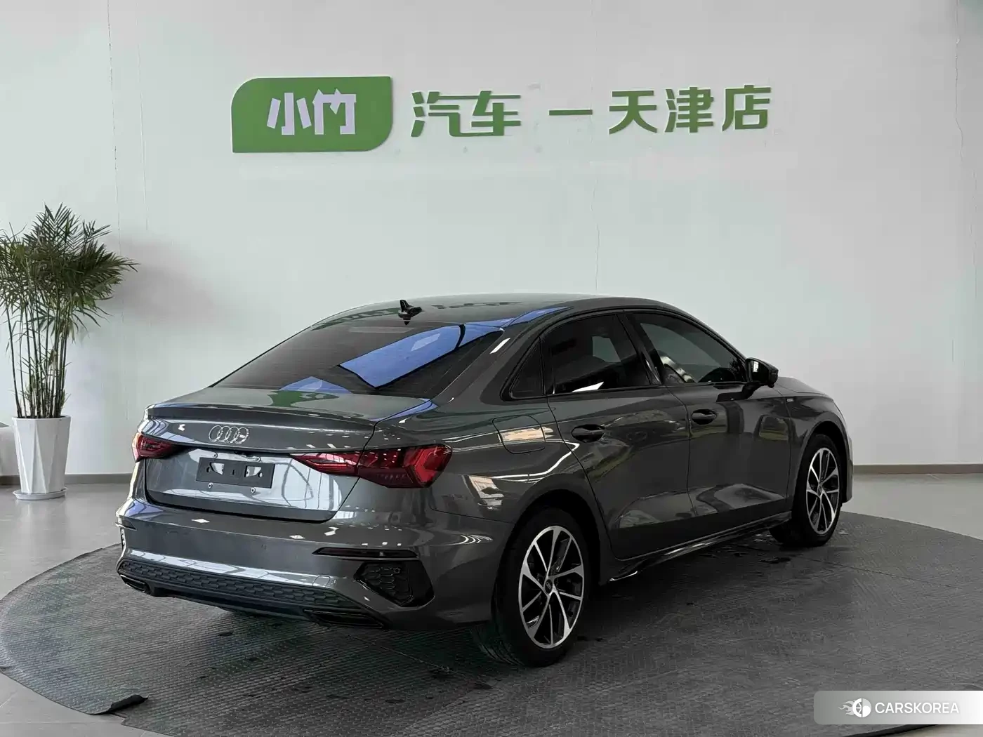 Audi A3 2022 Silver/gray из Китая, фото 2