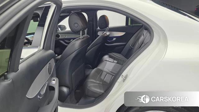Mercedes-Benz C-Class W205 2020 Белый из Кореи, фото 2