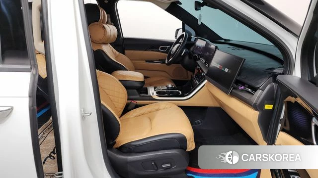 Kia Carnival 4th generation 2023 Белый из Кореи, фото 2