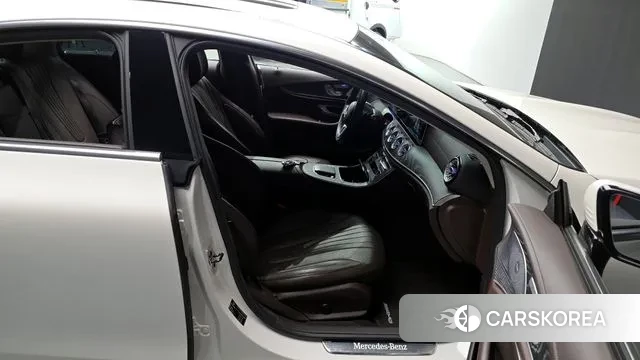 Mercedes-Benz CLS-Class C257 2020 Белый из Кореи, фото 2