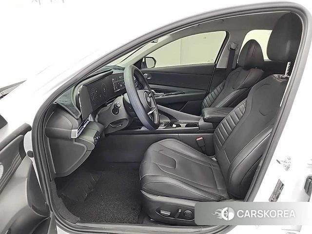 Hyundai The New Avante Hybrid (CN7) 2025 Белый из Кореи, фото 2