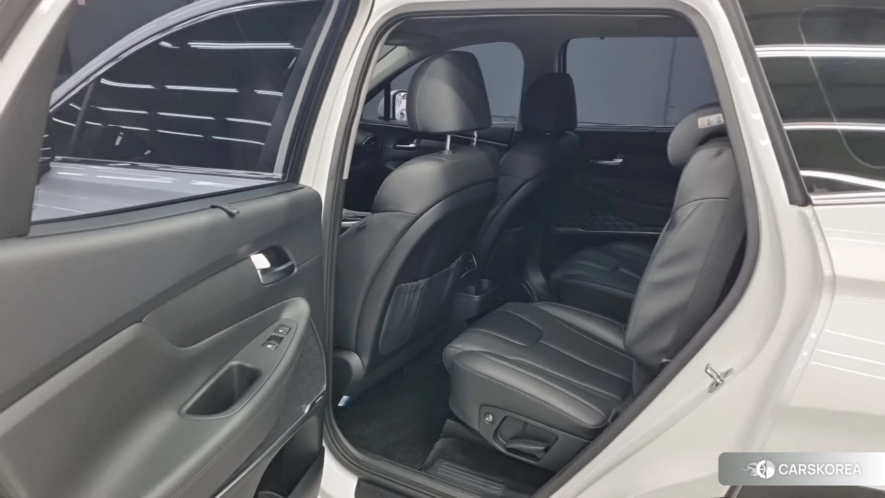 Hyundai The New Santa Fe 2022 Белый из Кореи, фото 2