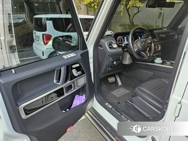 Mercedes-Benz G-Class W463b 2023 Белый из Кореи, фото 2