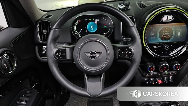 Mini Cooper Countryman 2024 Черный из Кореи, фото 2