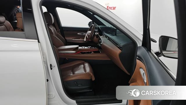 Genesis GV70 2021 Белый из Кореи, фото 2