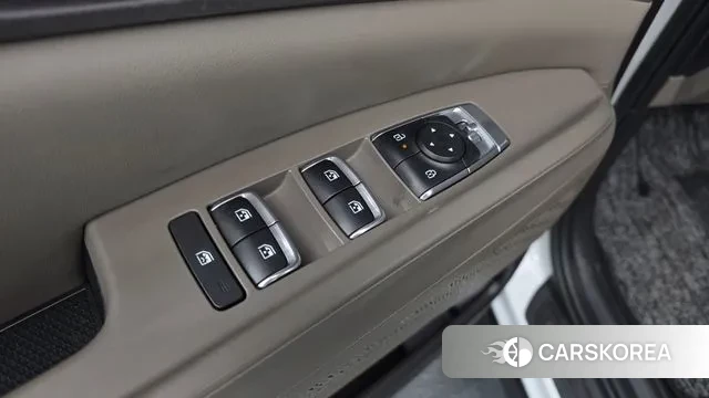 Kia The New Carnival 4th Generation 2025 Белый из Кореи, фото 2